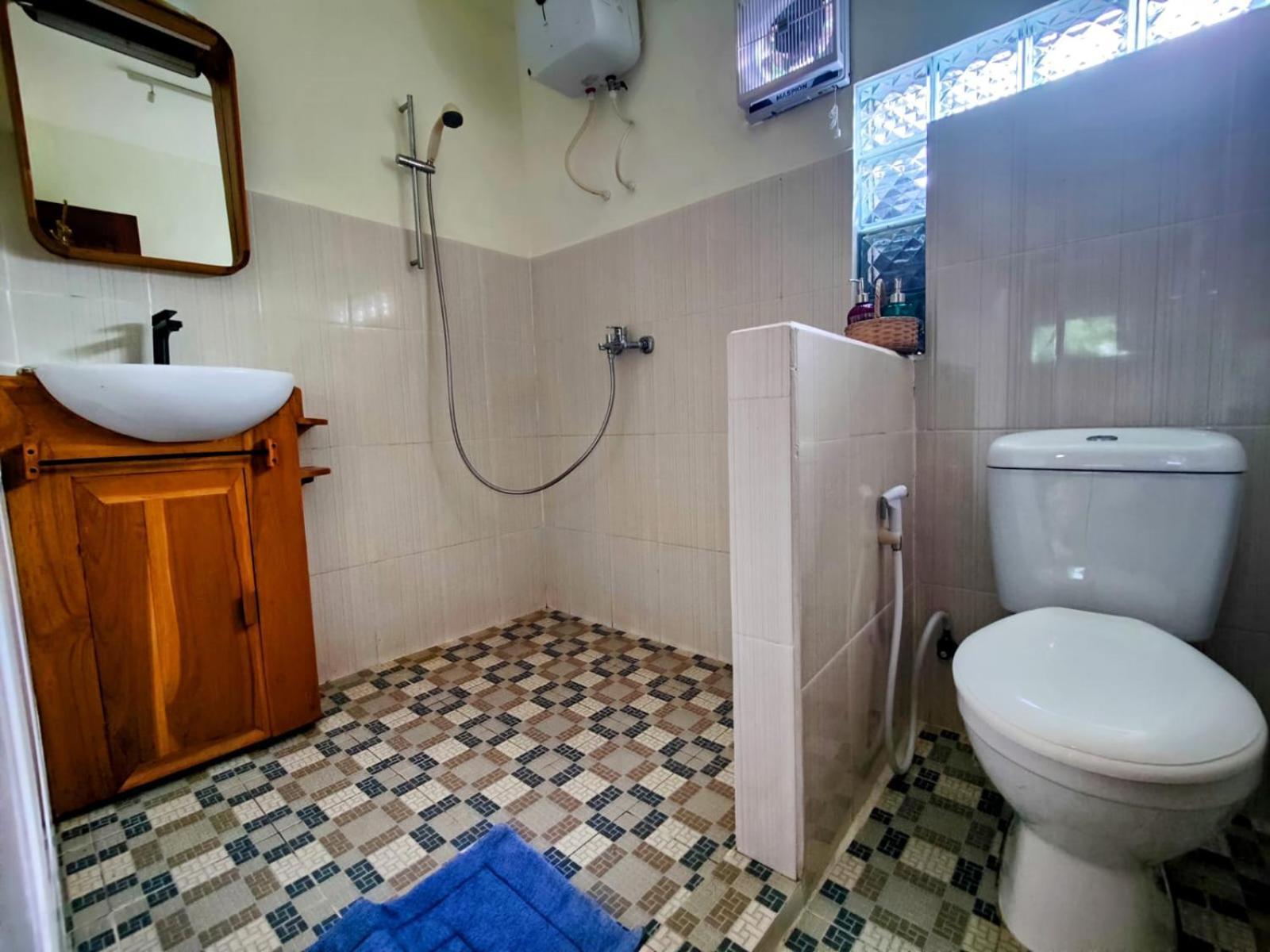 Cool Breeze Authentic Hotel Labuan Bajo Komodo Luaran gambar